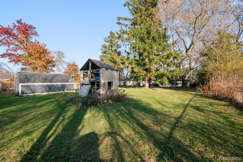 6736 Lakeshore Road, Lexington, MI 48450 — Photo 8