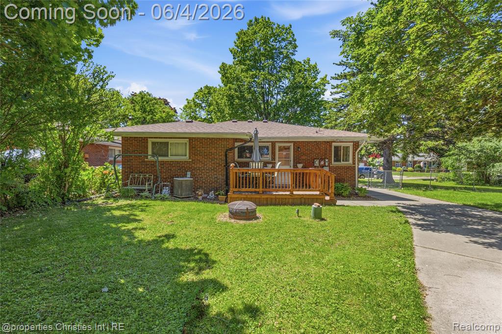 9610 Norborne, Redford, MI 48239 — Photo 38
