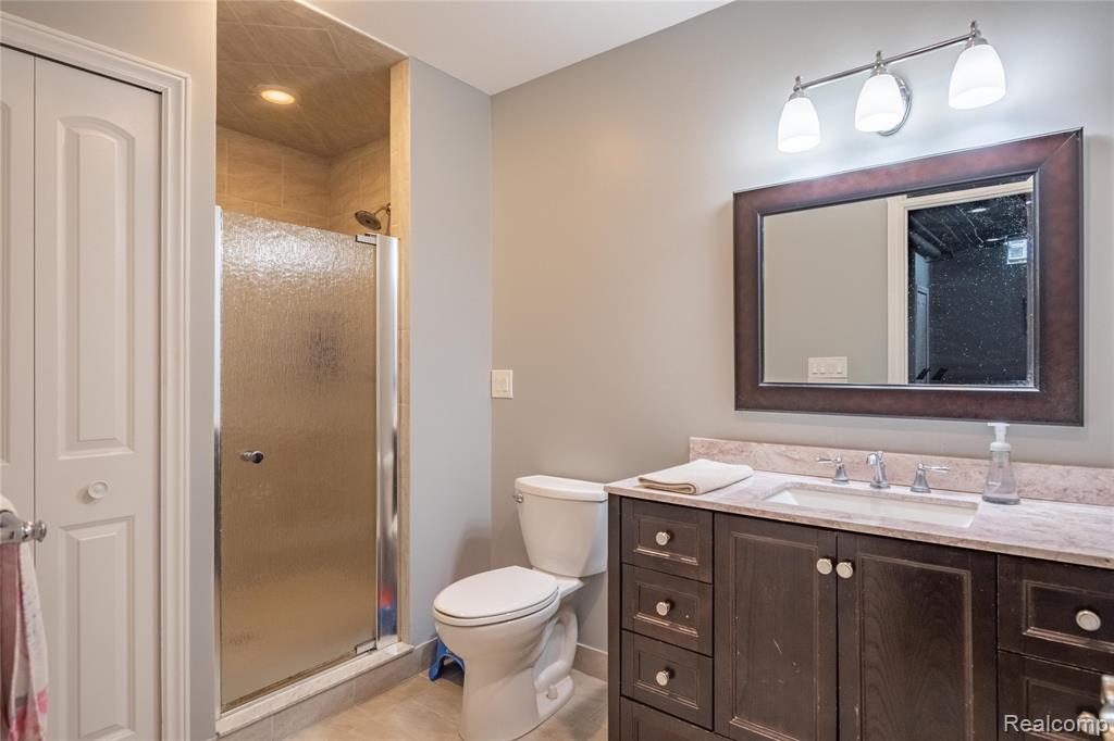 55712 Glenbrooke Drive, Shelby Twp, MI 48316 — Photo 53