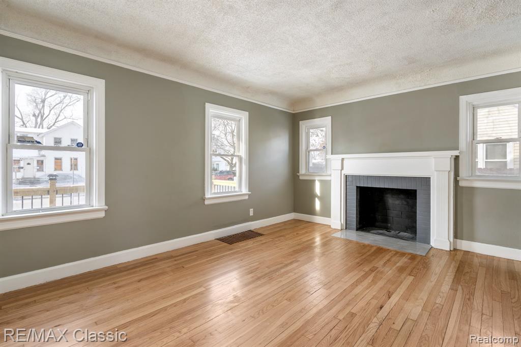 4433 Elizabeth Street, Wayne, MI 48184 — Photo 17