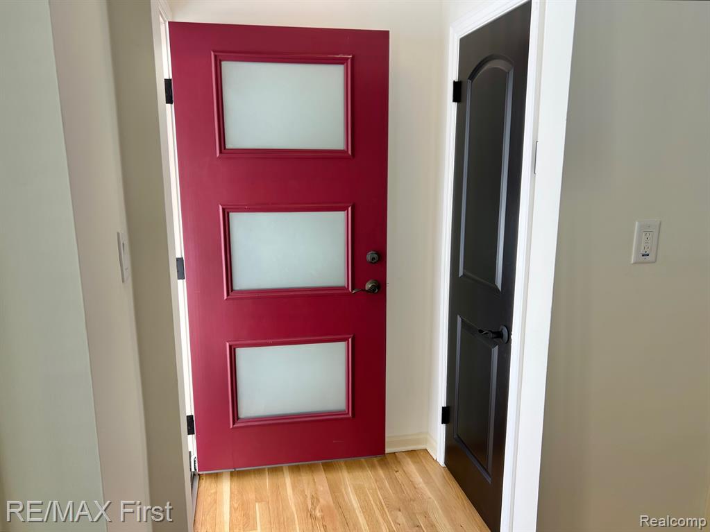 4516 Robinwood Avenue, Royal Oak, MI 48073 — Photo 27