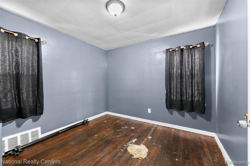 6530 Brace Street, Detroit, MI 48228 — Photo 16