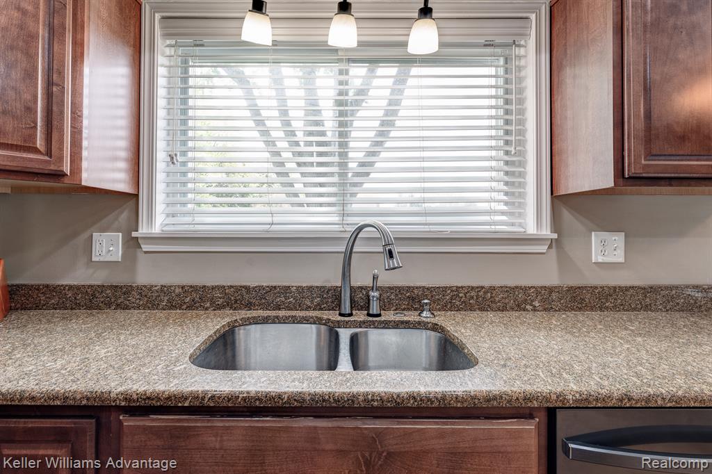 47397 Bartlett Drive, Canton, MI 48187 — Photo 12