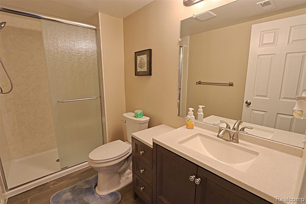 61278 Greenwood Drive, South Lyon, MI 48178 — Photo 9