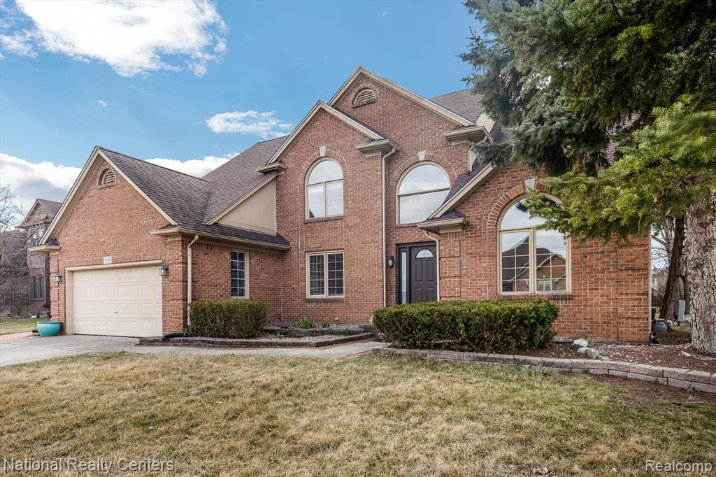 51569 PINEWOOD Drive, Macomb, MI 48042 — Photo 3