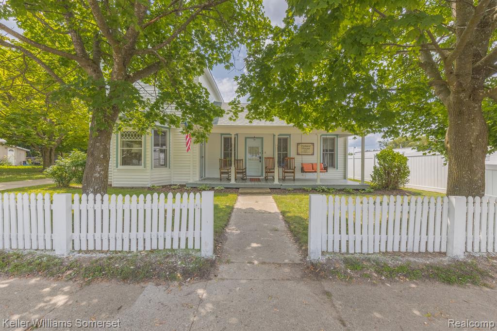 104 S 5TH Street, Roscommon, MI 48653 — Photo 3