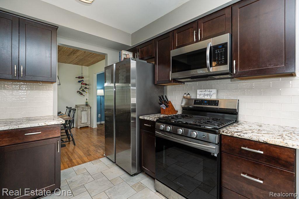 53416 Bellamine Drive, Shelby Twp, MI 48316 — Photo 14