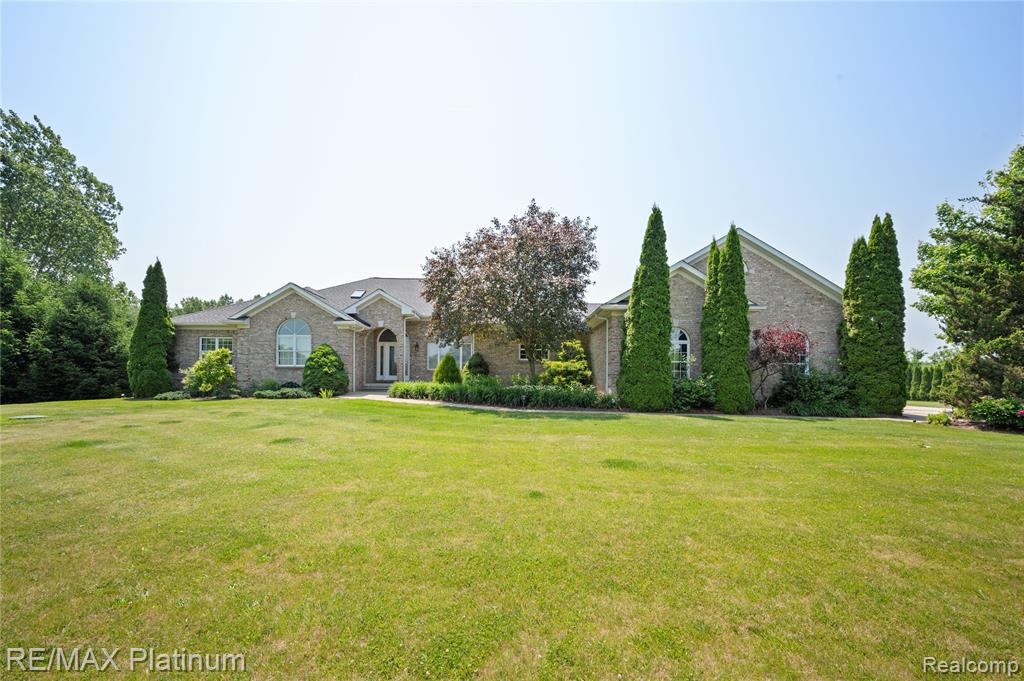 8922 McClements Road, Brighton, MI 48114 — Photo 36