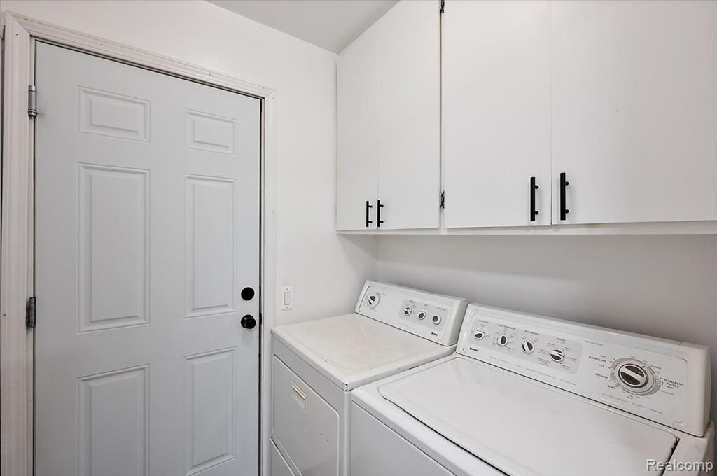 8809 Arlington Street, White Lake, MI — Photo 31