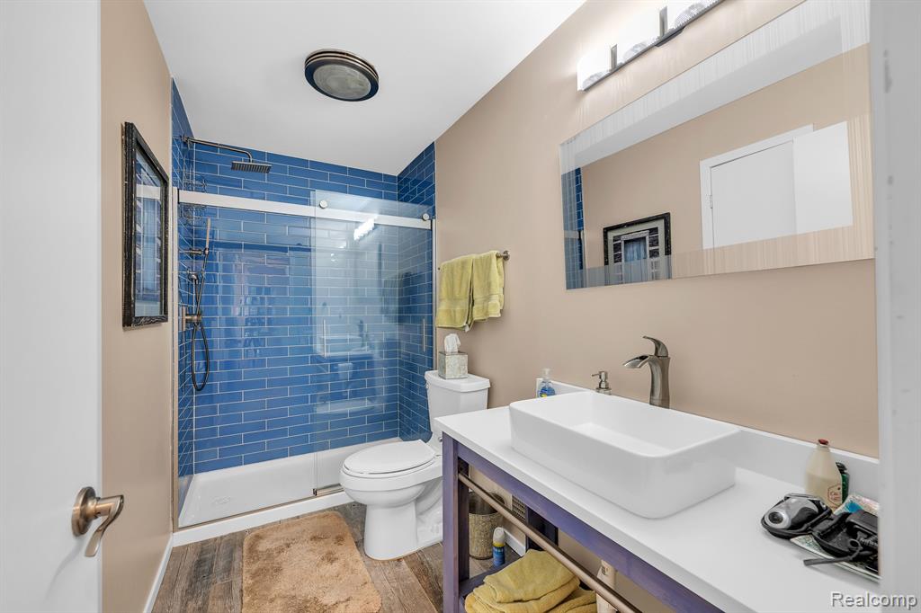5039 LAGOONS Circle S, West Bloomfield, MI 48323 — Photo 29