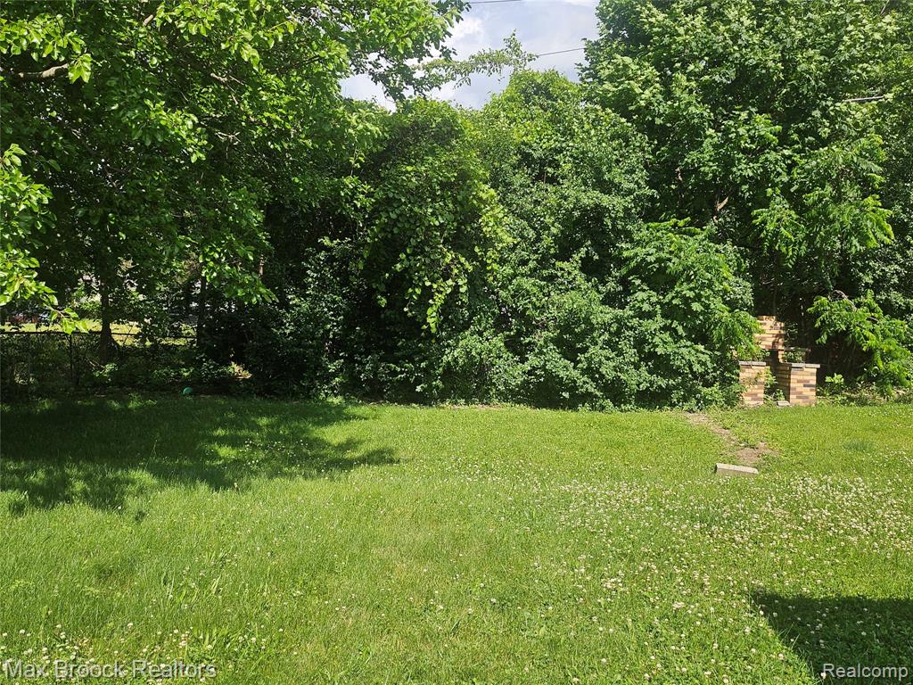 6168 Magnolia Drive, Mount Morris, MI 48458 — Photo 11