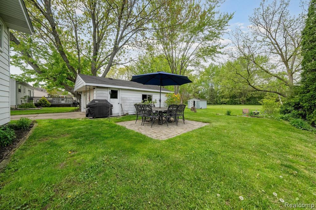 6091 COTTER Avenue, Sterling Heights, MI 48314 — Photo 34