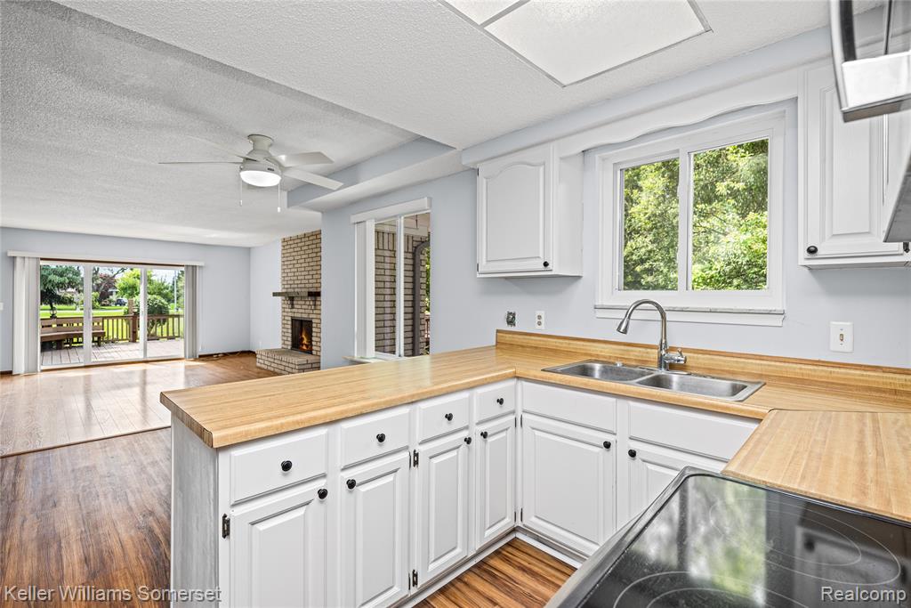33614 Lakeview Street, New Baltimore, MI 48047 — Photo 25