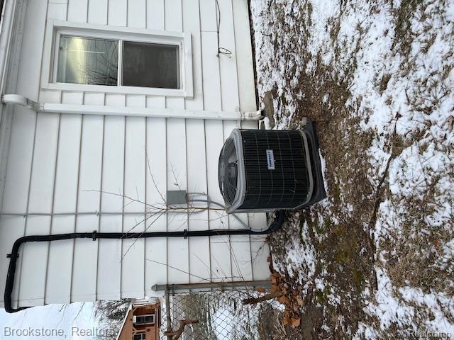 630 Gargantua Avenue, Clawson, MI — Photo 6