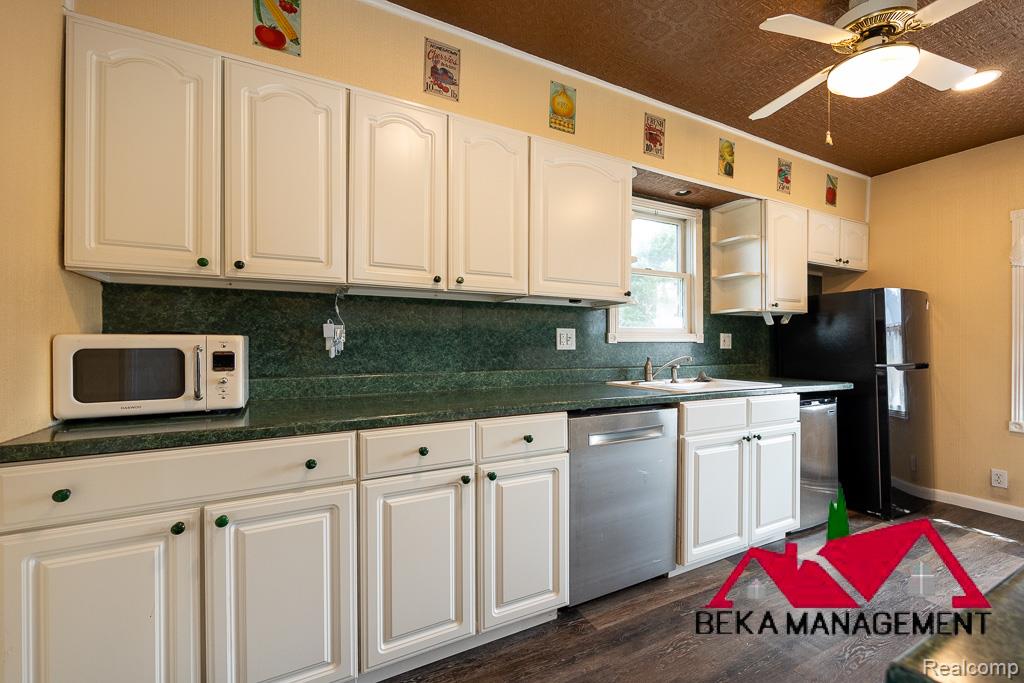 6 Kensington Boulevard, Pleasant Ridge, MI — Photo 6