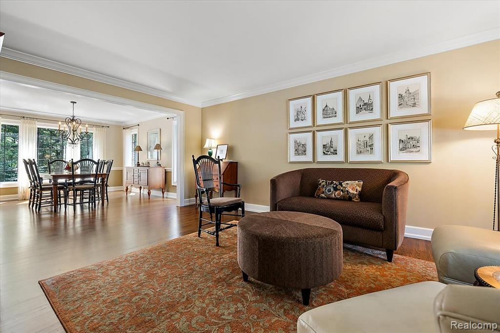 510 Hunters Crossing, Bloomfield Hills, MI 48304 — Photo 9