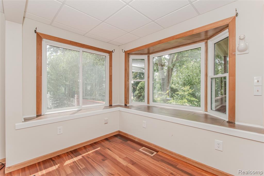 9042 Gale Road, White Lake, MI — Photo 26