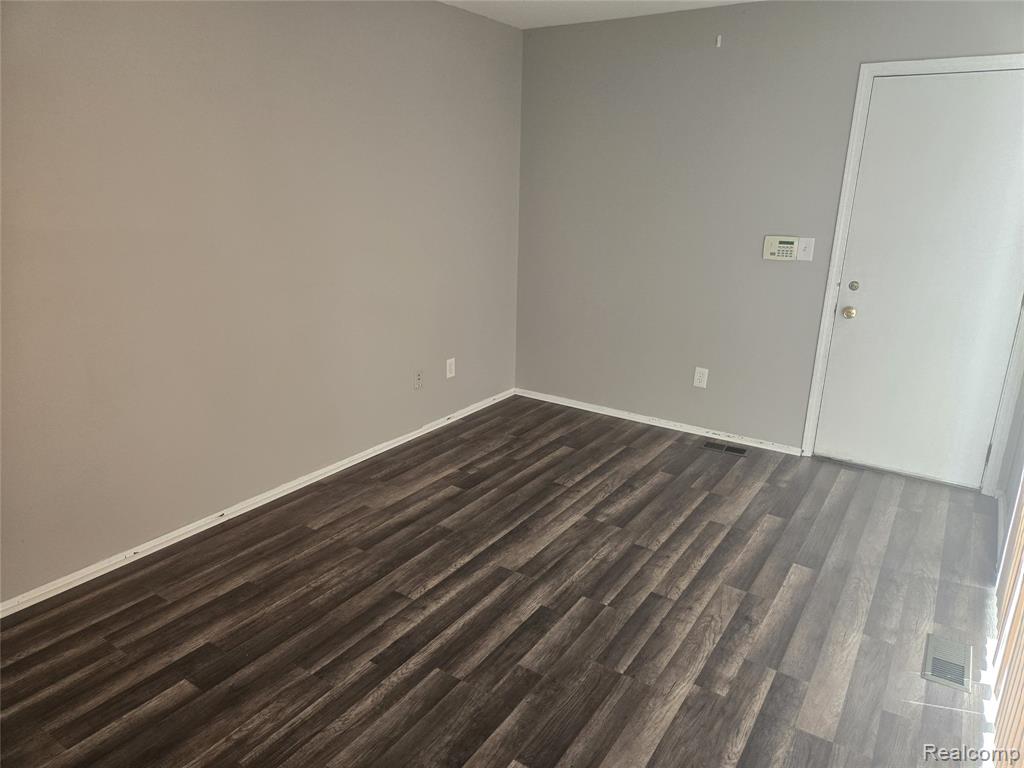 5353 Wright Way W, West Bloomfield, MI — Photo 15