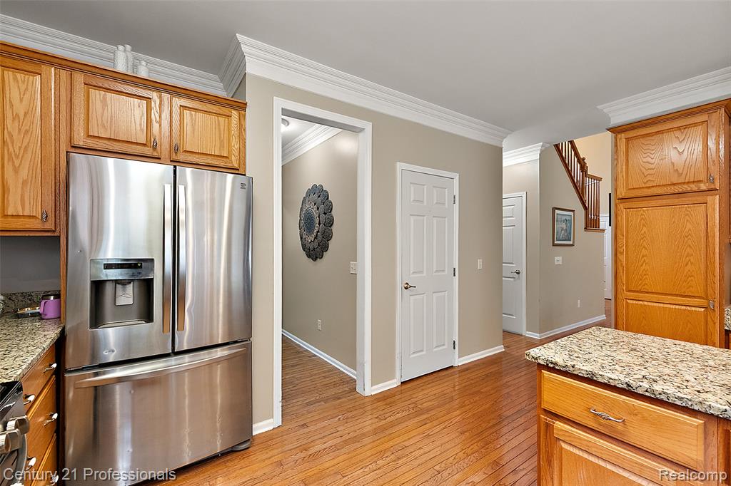 8117 Remington Court, Clarkston, MI 48348 — Photo 9