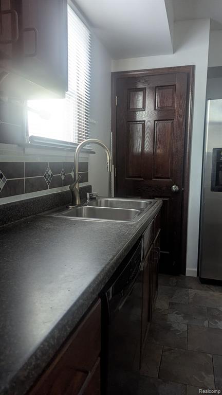 84 N GLENWOOD Avenue, Pontiac, MI 48342 — Photo 8