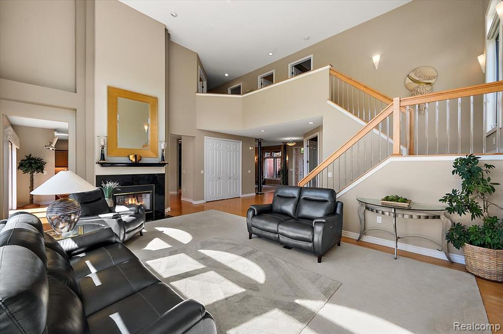 4417 Island View Drive, Waterford, MI 48328 — Photo 12