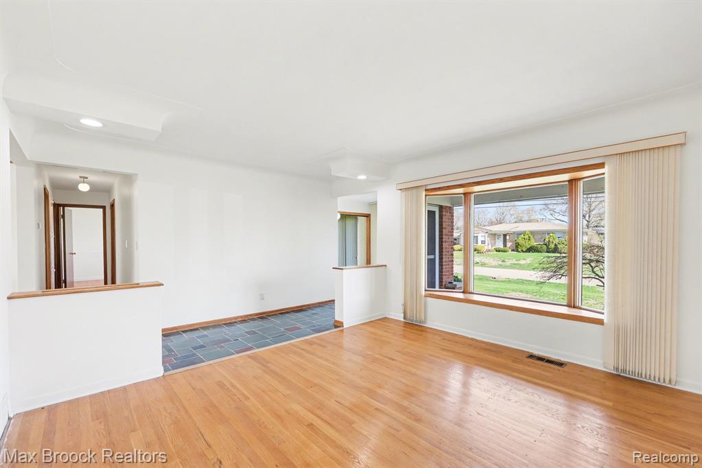 5030 Stellar Road, Shelby Twp, MI 48316 — Photo 15