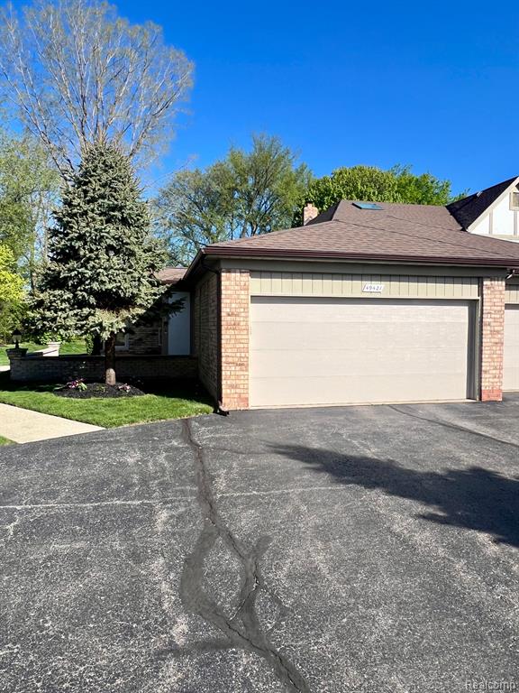 49421 Northwood, Shelby Twp, MI 48315 — Photo 2