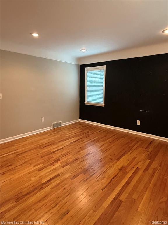 4003 Elmhurst Avenue, Royal Oak, MI 48073 — Photo 4