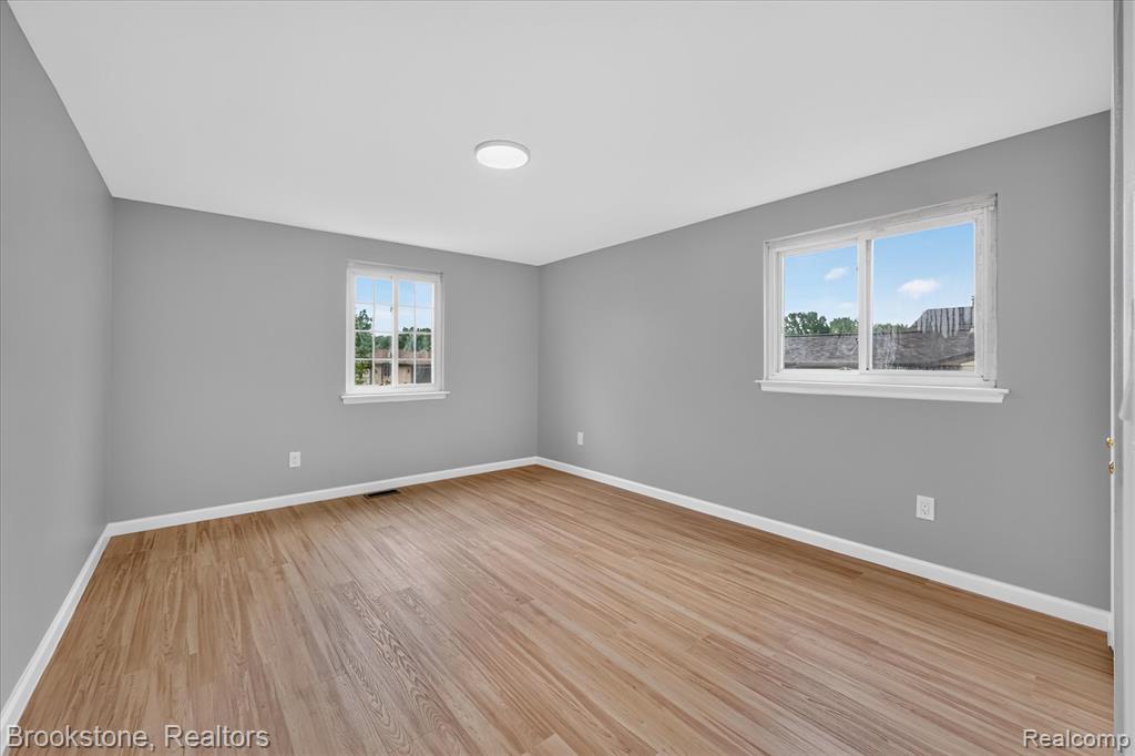 39795 Waldorf Drive, Clinton Twp, MI 48038 — Photo 21