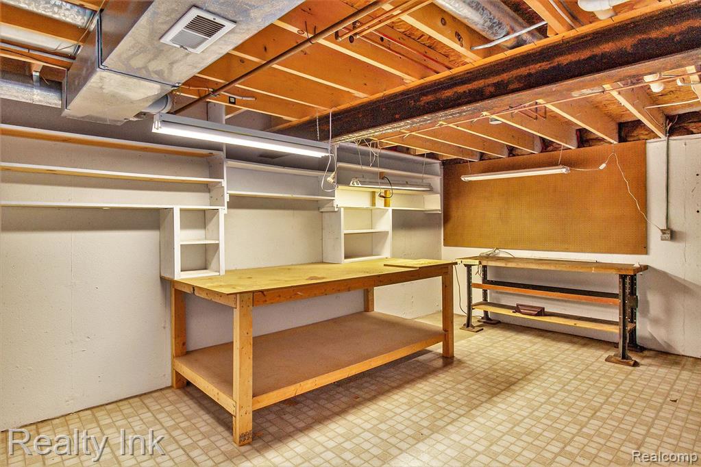 808 MAPLEWOOD CT, Brighton, MI 48116 — Photo 15