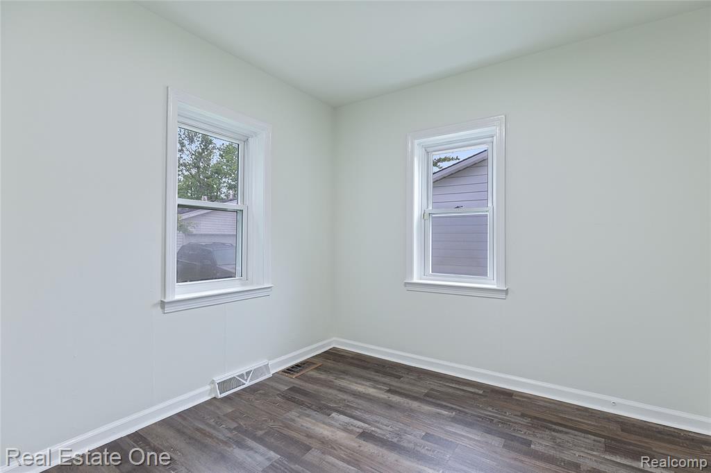 791 Cameron Avenue, Pontiac, MI 48340 — Photo 12