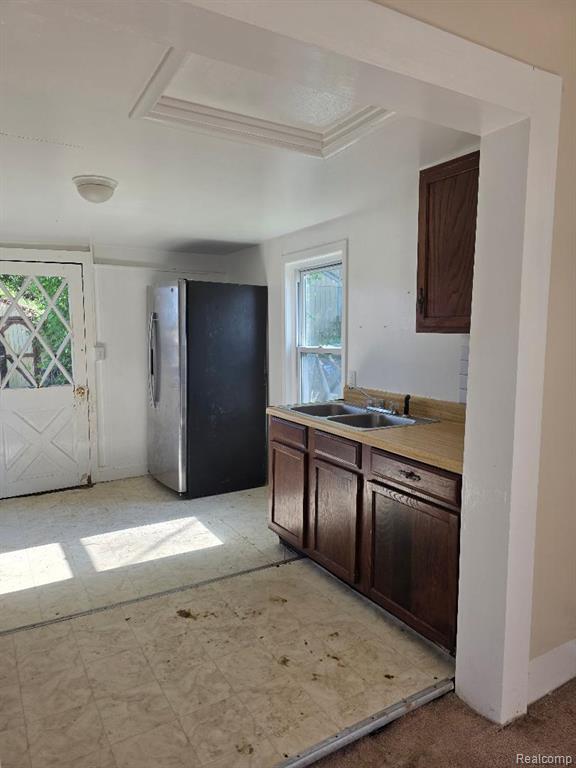 211 W Flint Street, Lake Orion, MI 48362 — Photo 4