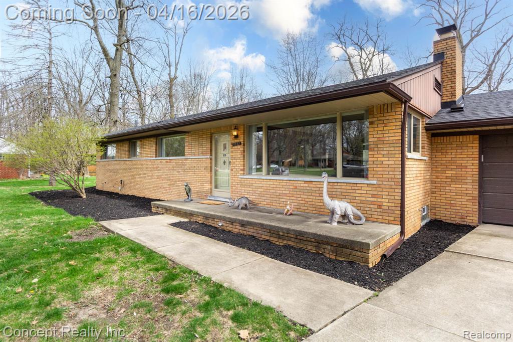 21247 Shurley Drive, Grosse Ile, MI 48138 — Photo 4