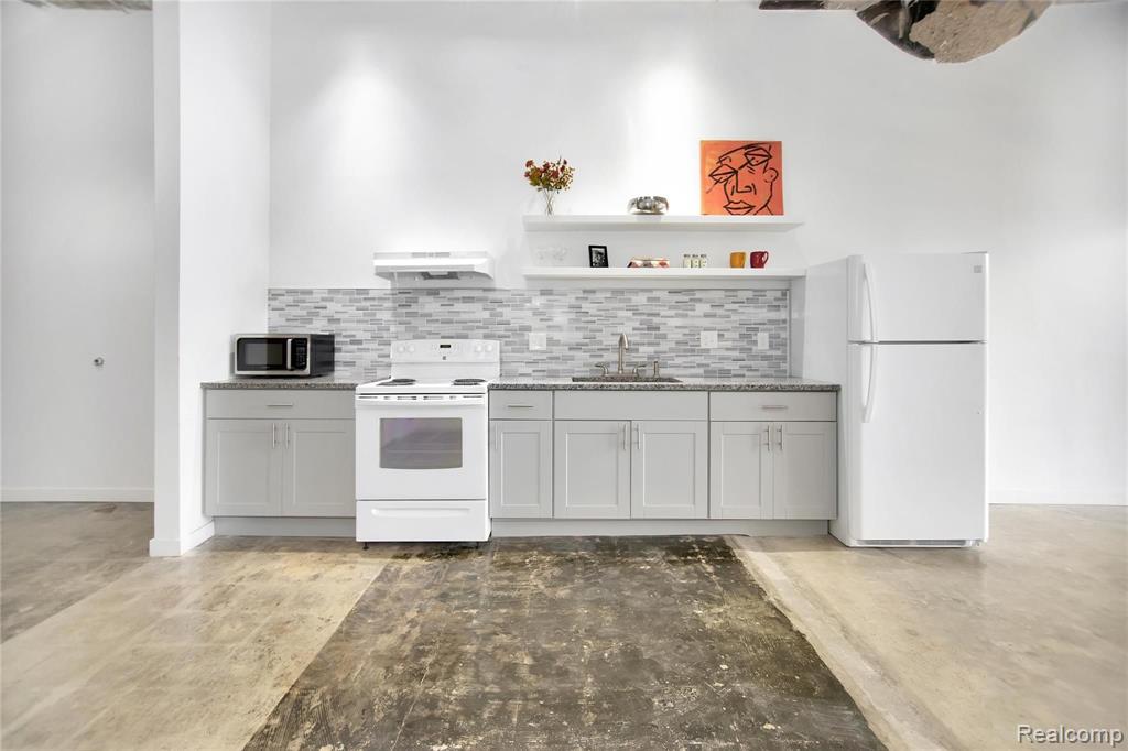 470 BRAINARD Street, Detroit, MI 48201 — Photo 9