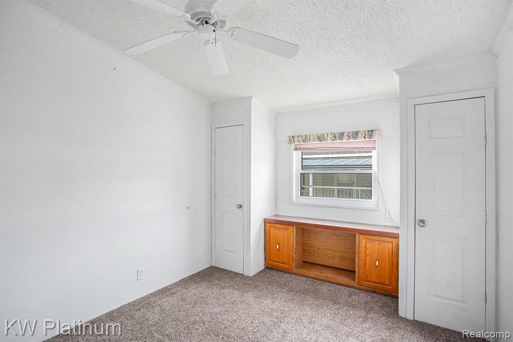 49107 CRANBERRY, Shelby, MI 48315 — Photo 11