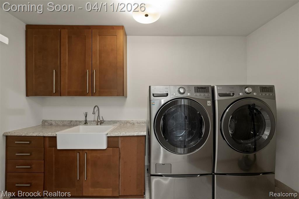 5190 Clarendon Crest Street, Bloomfield Hills, MI, 48302