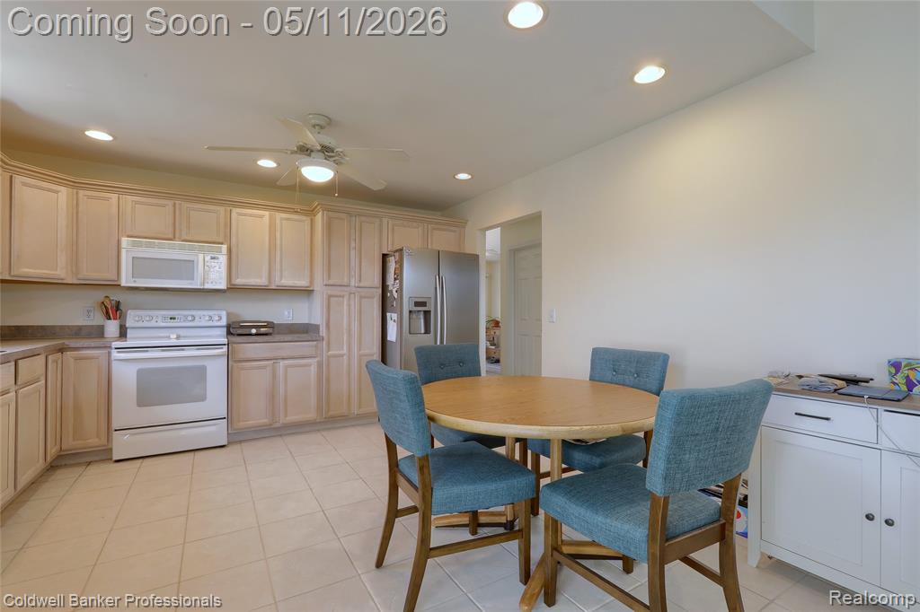 52237 Mitchell Lane, 11, Macomb, MI 48042 — Photo 8