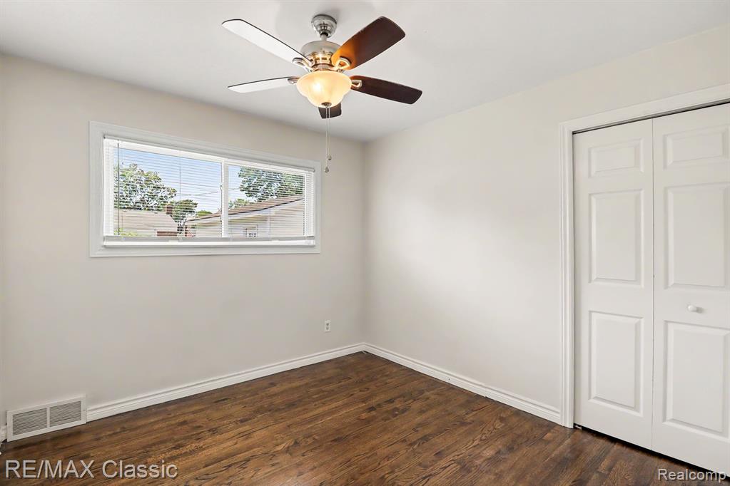 28691 Hales Street, Madison Heights, MI 48071 — Photo 16