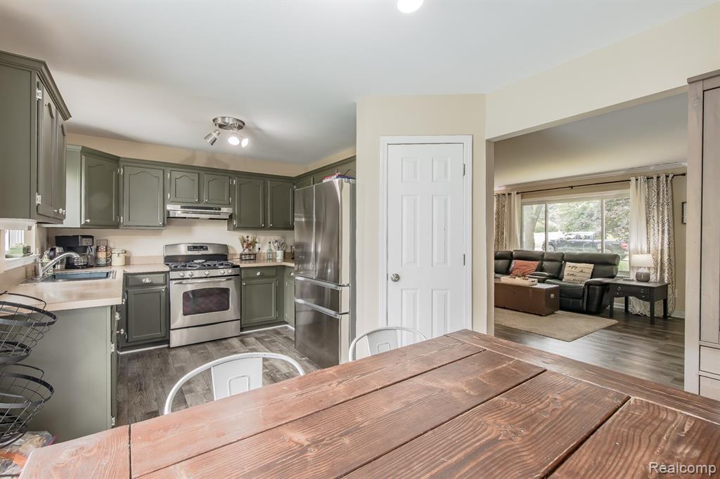 9618 Ridge Top Trail, Clarkston, MI 48348 — Photo 6