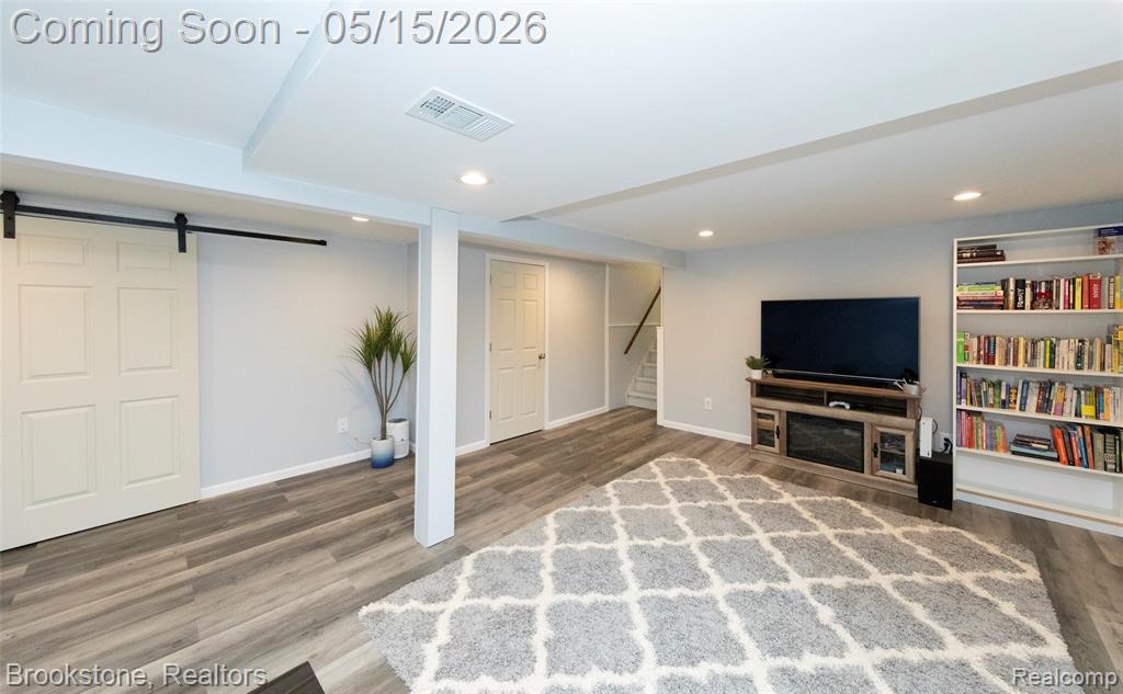 42088 Greenwood, Canton, MI 48187 — Photo 41