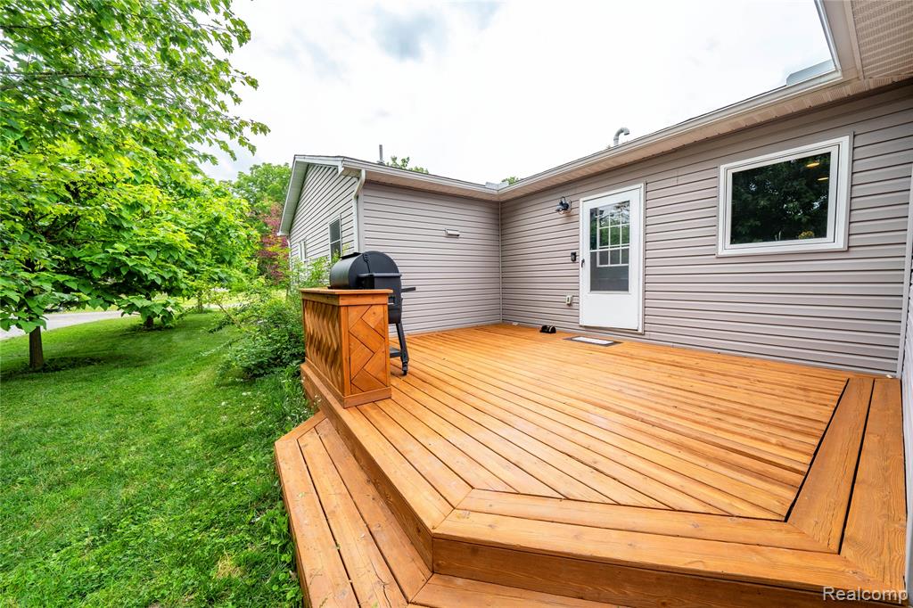 12100 Wilson Drive, Carleton, MI 48117 — Photo 11