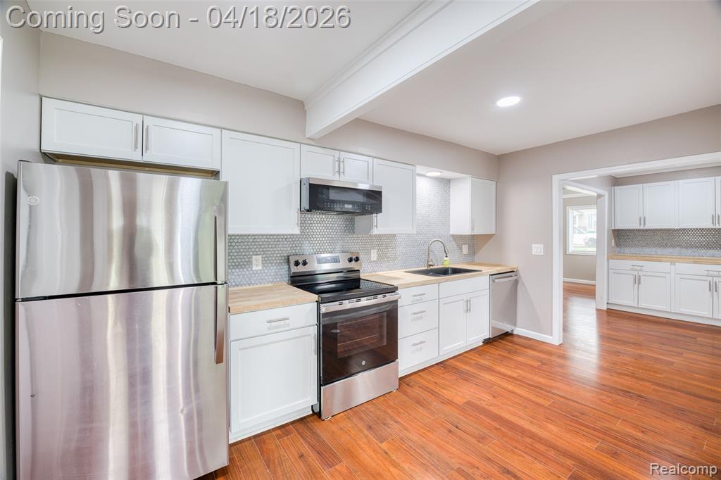 2514 Barton Street, Commerce Twp, MI 48382 — Photo 4