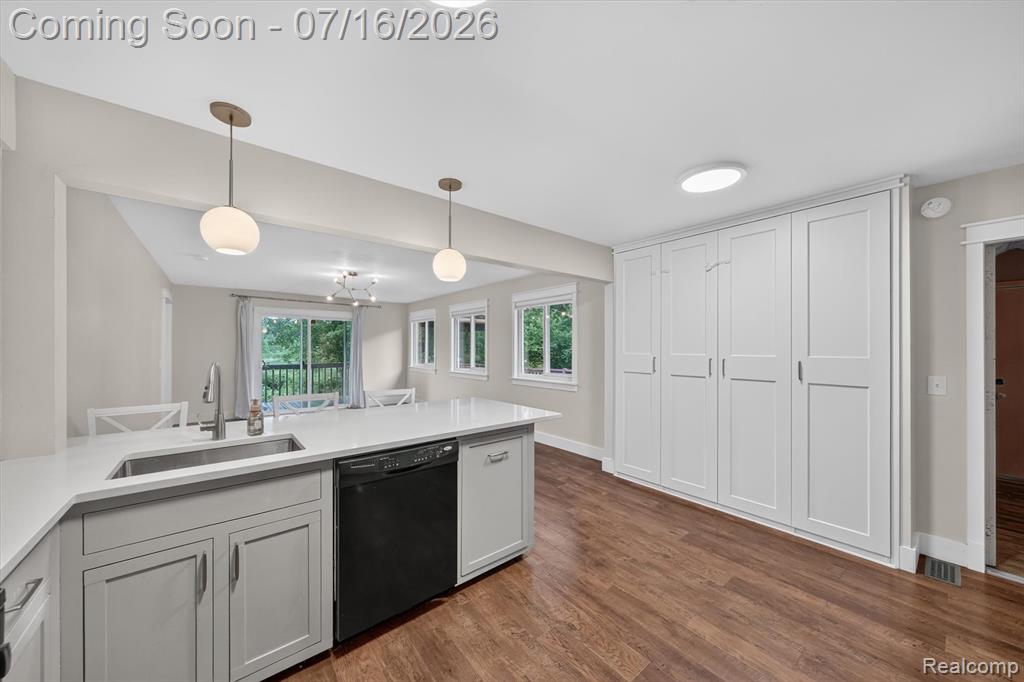 891 Devonshire Boulevard, Brighton, MI 48116 — Photo 14