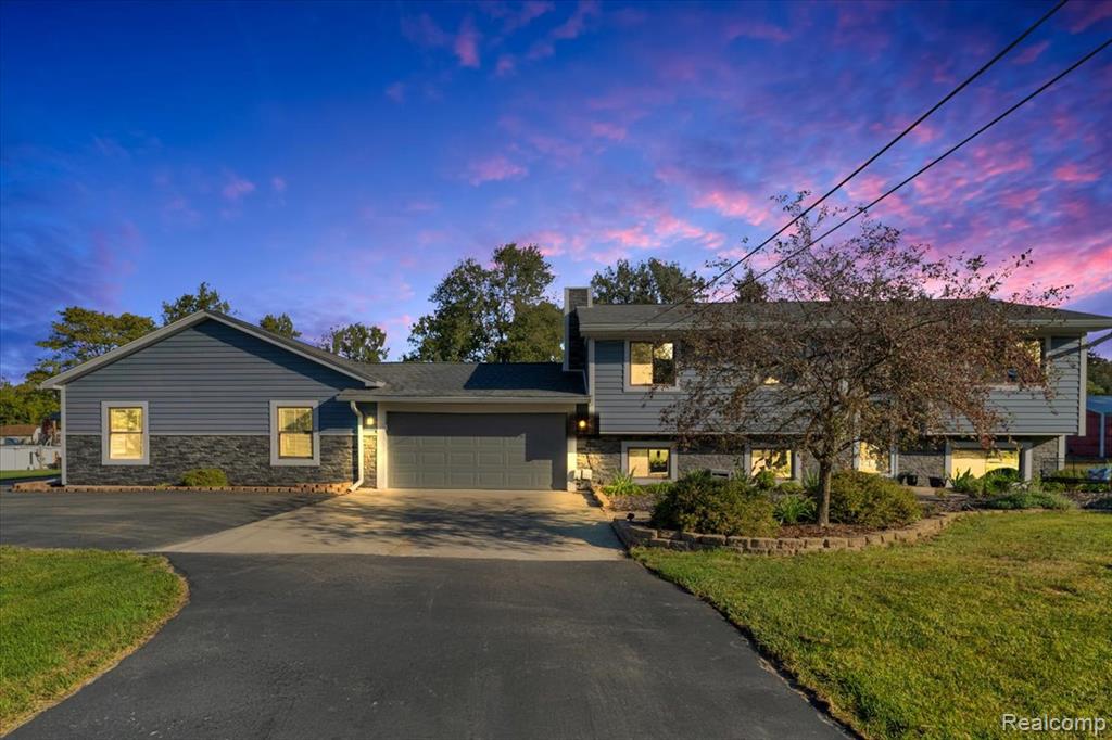 27520 West Road, New Boston, MI 48164 — Photo 2