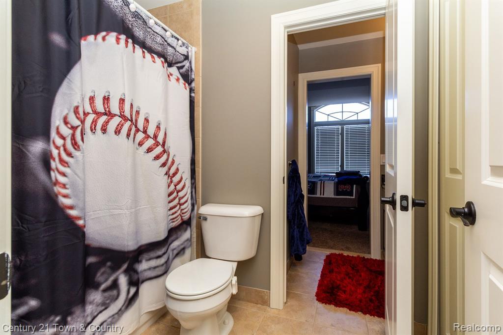 54152 Deer Ridge Court, Rochester, MI 48307 — Photo 46