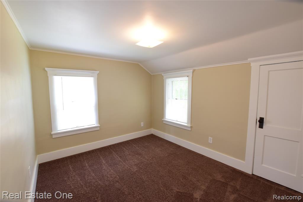 99 Chippewa Road, Pontiac, MI 48341 — Photo 19