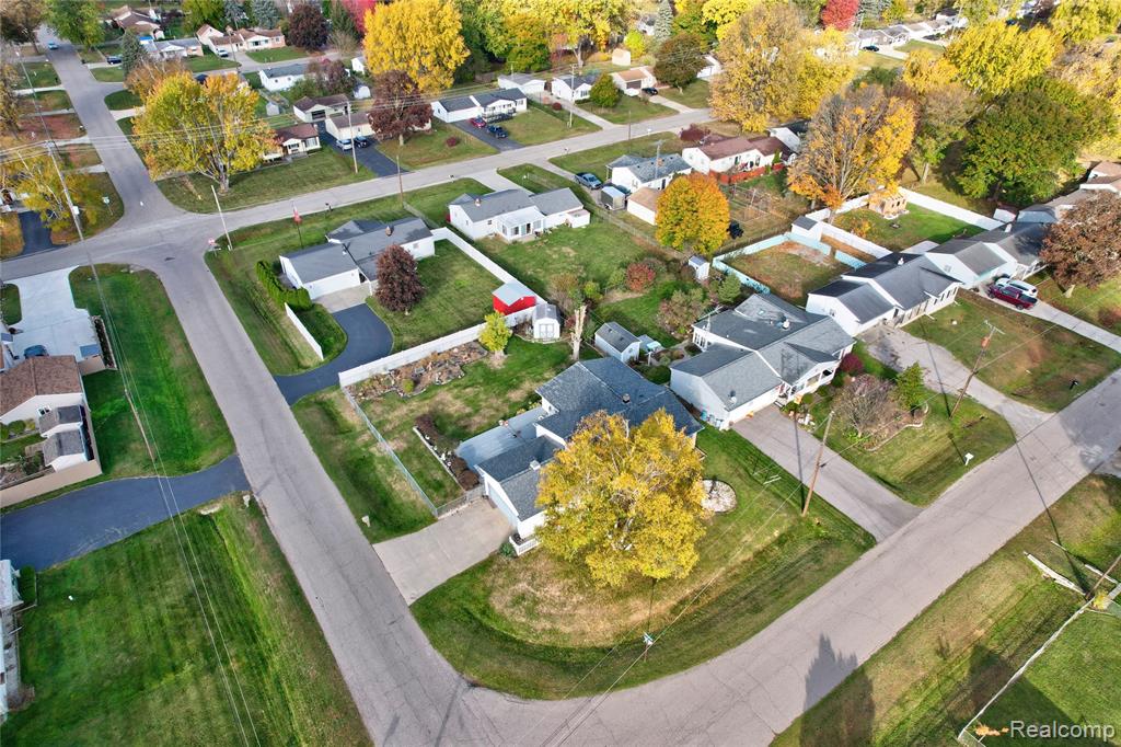 4480 Cherrytree Lane, Flint, MI 48507 — Photo 6