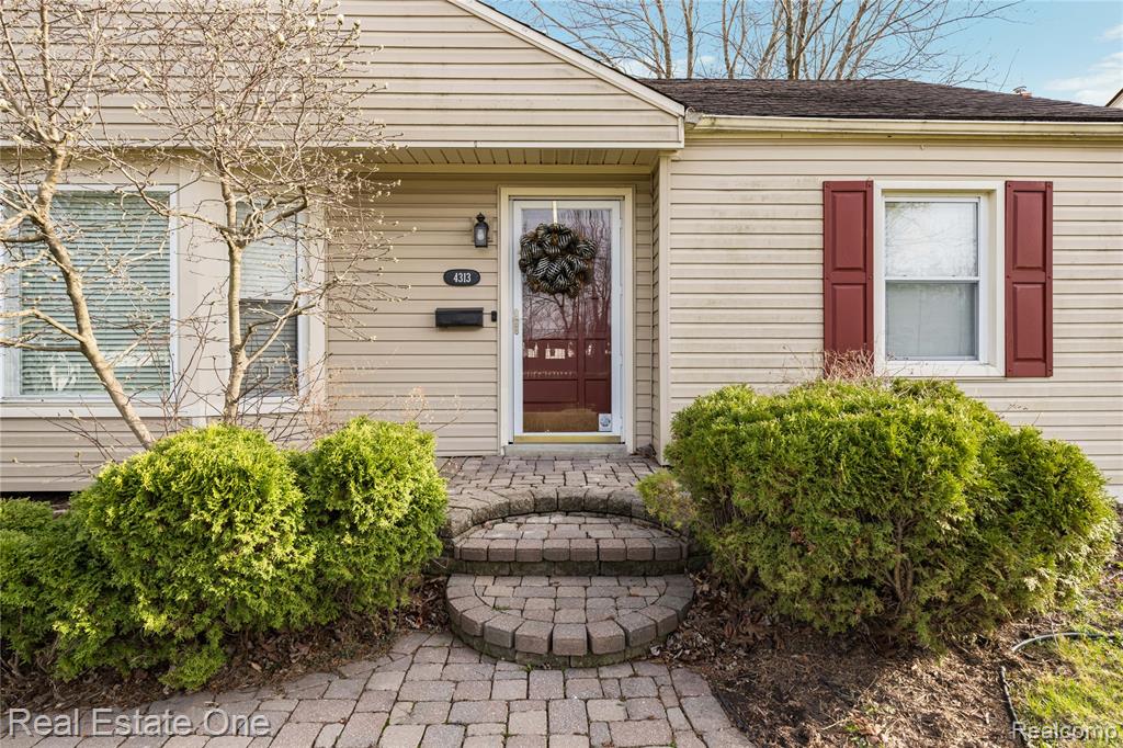 4313 Berkshire Road, Royal Oak, MI 48073 — Photo 4