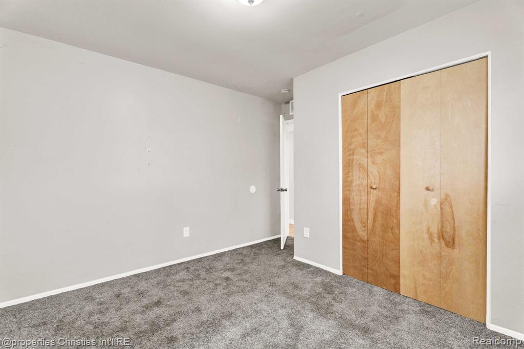 6516 Oak Street, Taylor, MI 48180 — Photo 21