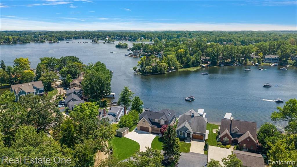 847 Fairview Street, Lake Orion, MI 48362 — Photo 22